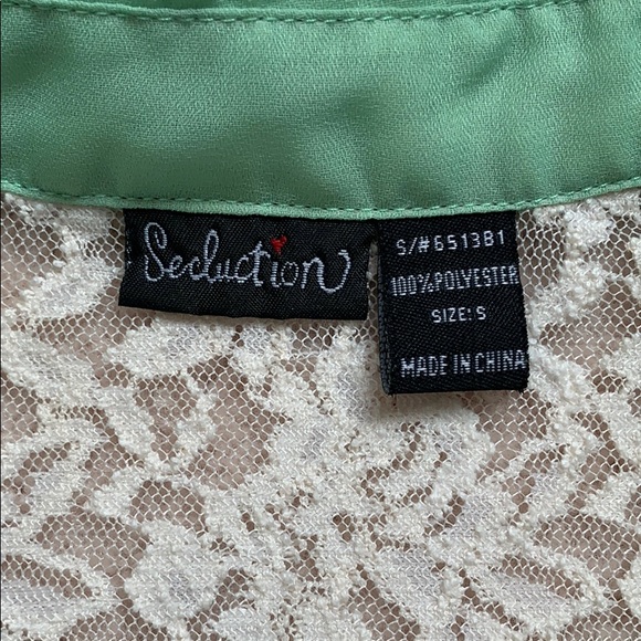 COPY - 🛍Set of 2 Sirens Sheer Tanks - Picture 4 of 9